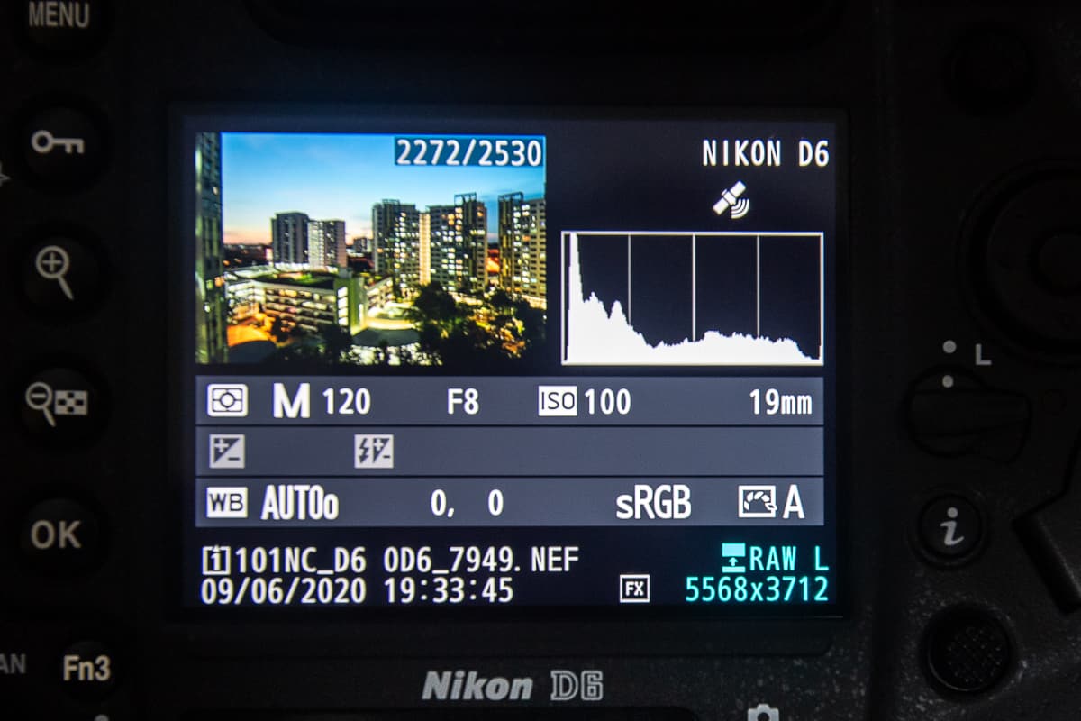 Nikon D6 GPS