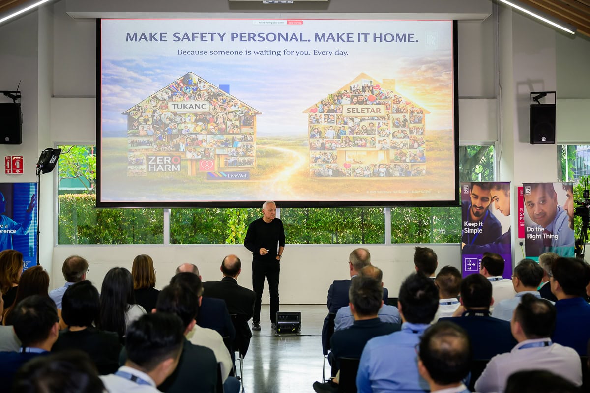 corporate town hall speaker on stage singapore event photography