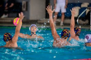 Split-second decisions, explosive movements — water polo at its most intense